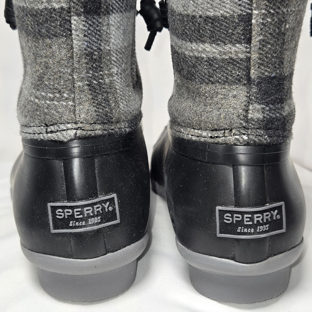 Sperry Saltwater Black and Charcoal Gray Plaid Women's Duck Boots NEW! - Picture 4 of 15